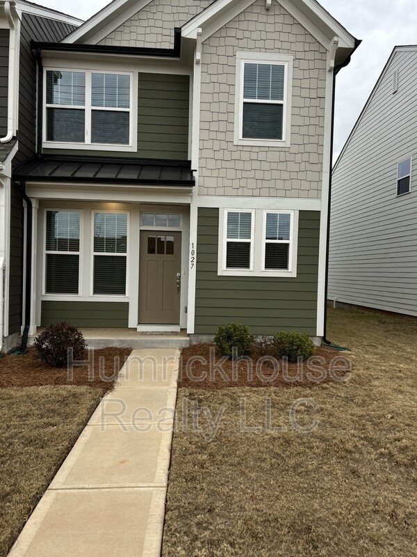 Building Photo - 1027 S Point Rd