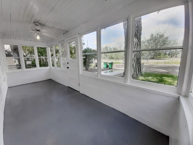 Building Photo - Beautiful 3-Bedroom Home in the Heart of Old Town Fort Collins!