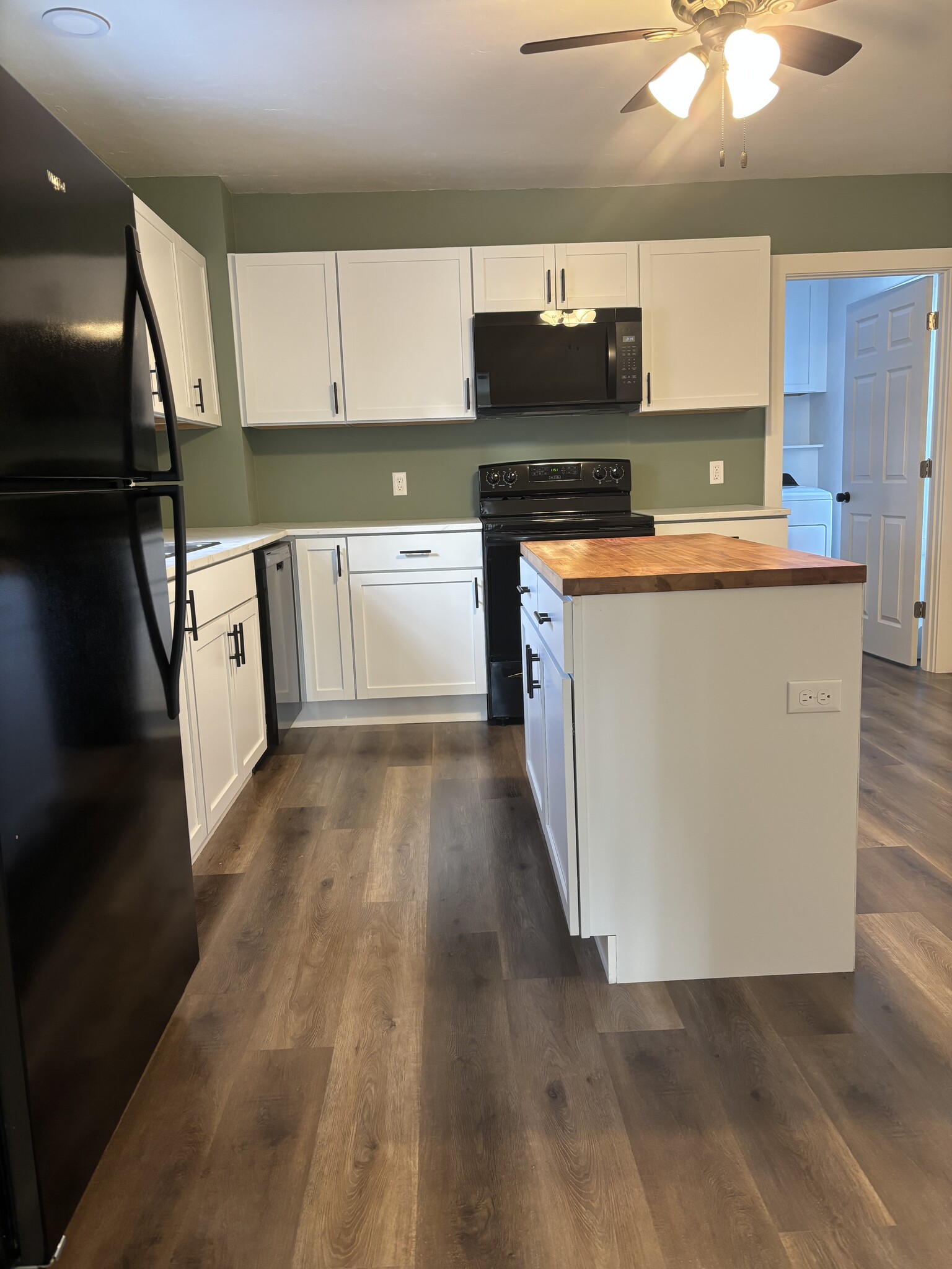 Building Photo - 1216 Hamilton St