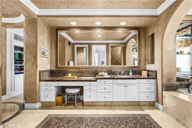 Building Photo - 11284 Amberdale Dr