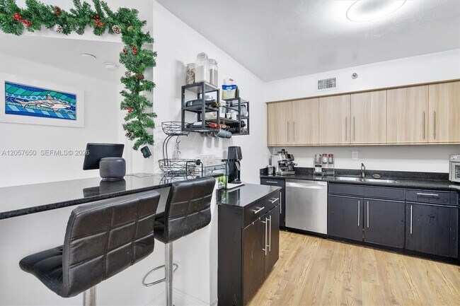 Building Photo - 3530 Mystic Pointe Dr