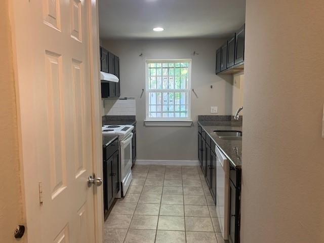 Building Photo - 3226 Navaro St