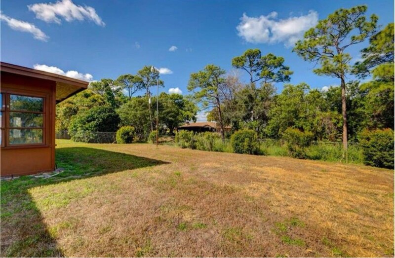 Building Photo - 543 SE Greenway Terrace