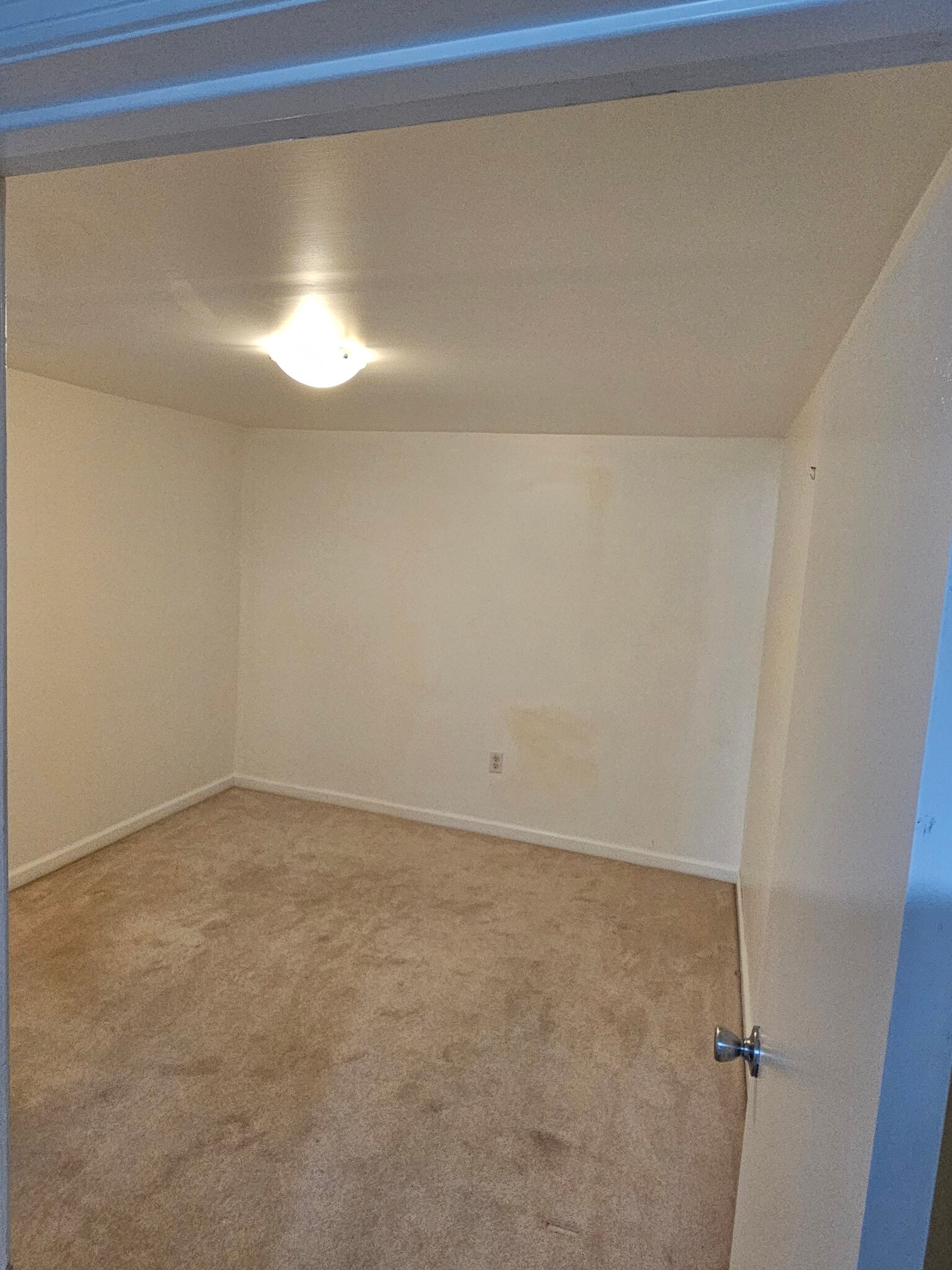 Bedroom Pic 1 - 3503 Dunnington Rd
