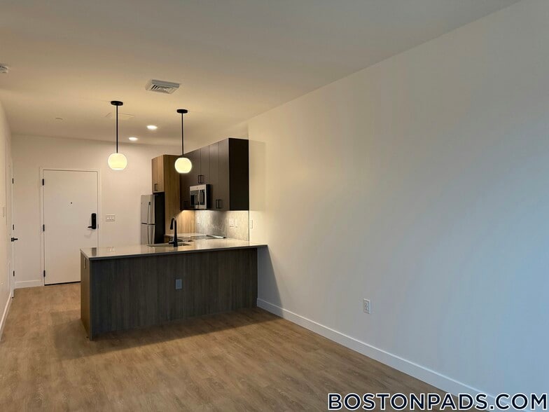 Building Photo - 199 Gardner St