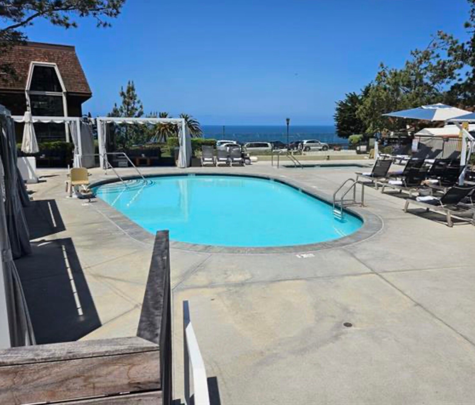 Building Photo - 1562 Camino Del Mar