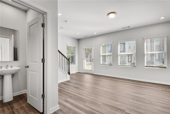 Building Photo - 1216 Marlo Wy