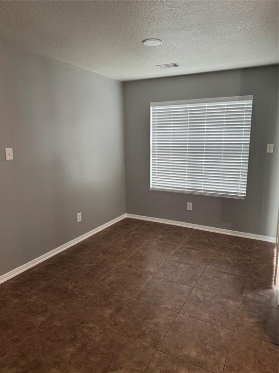 Building Photo - 5010 Redwing Brook Trail