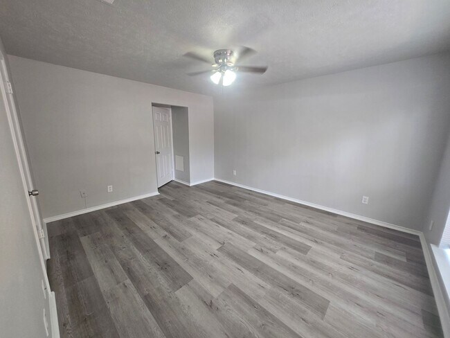 Building Photo - 13439 Blossomheath Ln