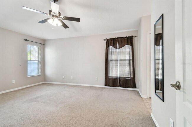 Building Photo - 15807 Leatherleaf Ln