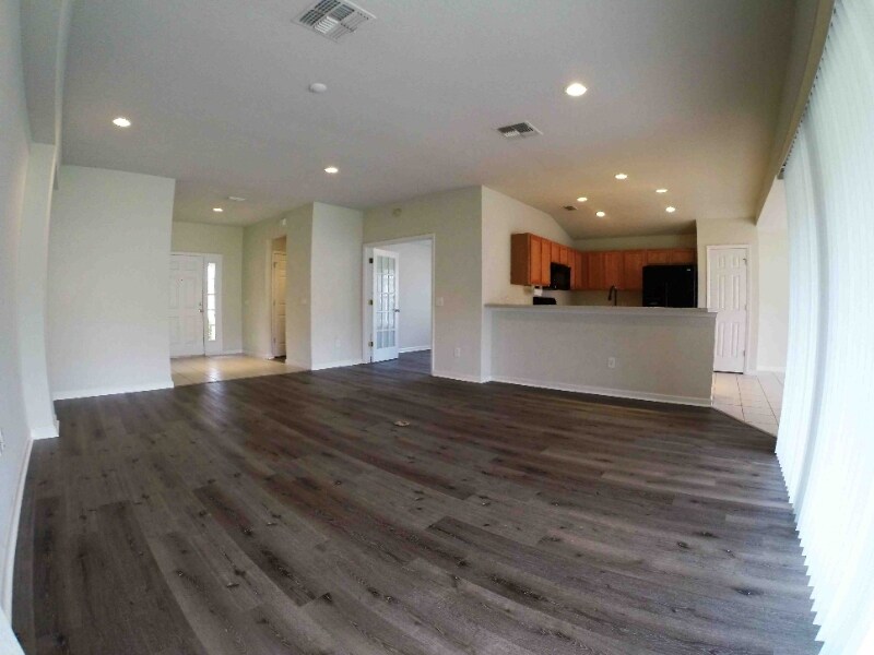 Building Photo - 5525 SW 40th St