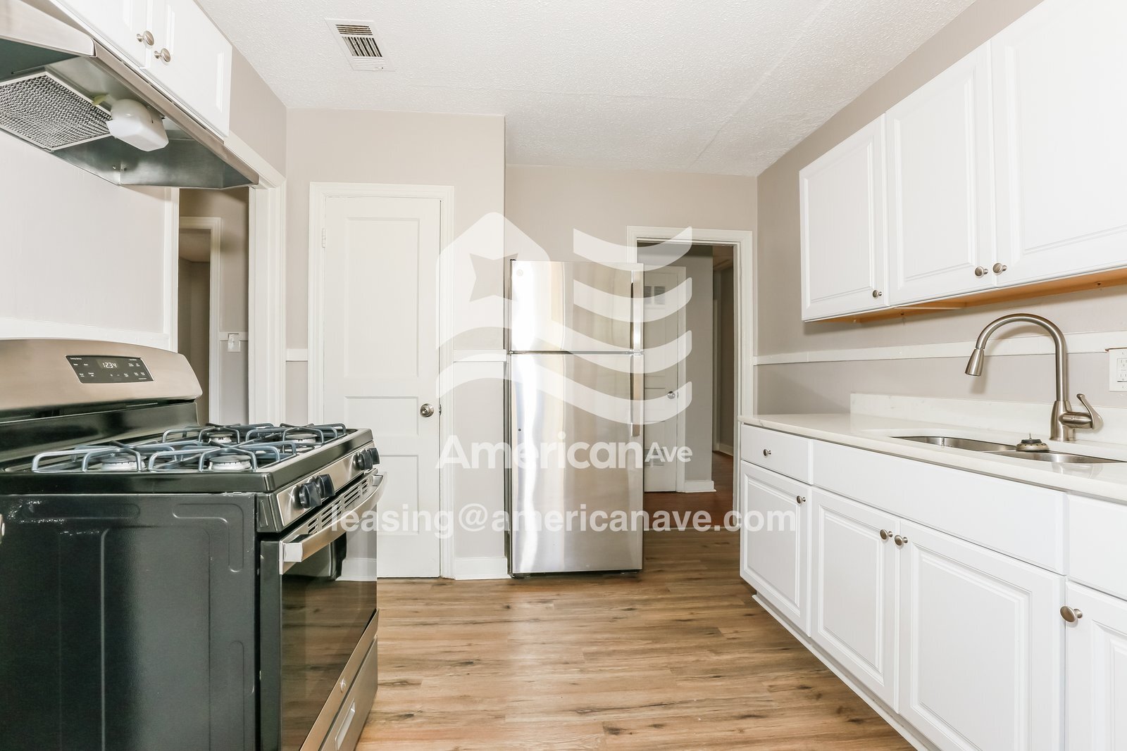 Building Photo - 5004 W 31st St