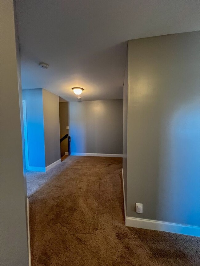 Building Photo - Short Term Leases Options! Gorgeous 5 Bedr...