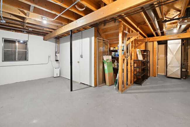 Building Photo - 659 Alida Dr