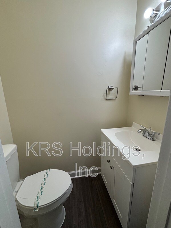 Building Photo - 5238 Goolsby Ct