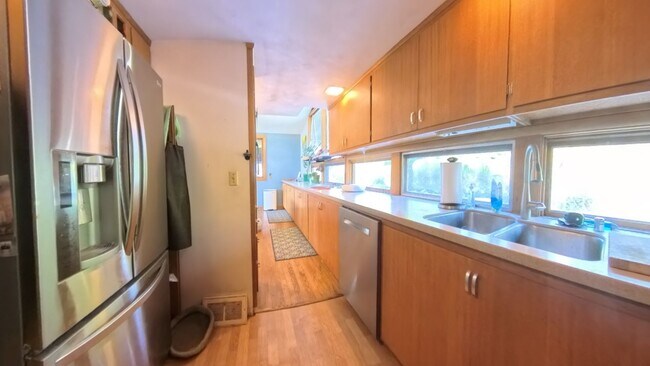 Building Photo - 3006 Wanuona Way, Madison, WI 53713