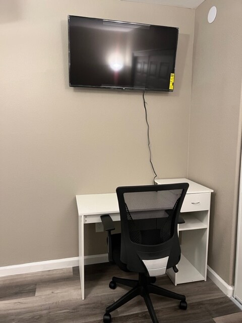 Building Photo - 100 Samantha Rose St