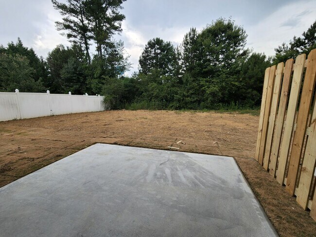 Building Photo - Lyons Drive #125 &amp; #127