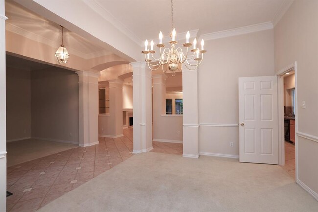 Building Photo - 17222 Leeside Dr