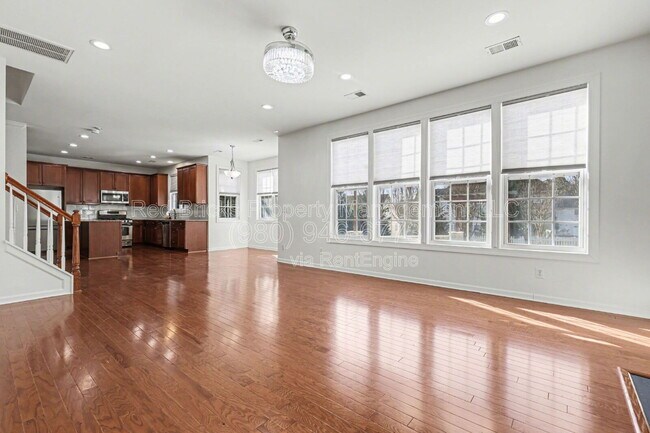 Building Photo - 14633 Provence Ln