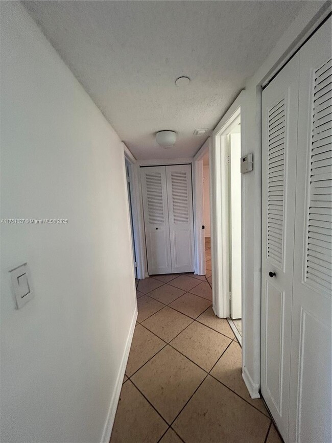 Building Photo - 8730 SW 133rd Avenue Rd