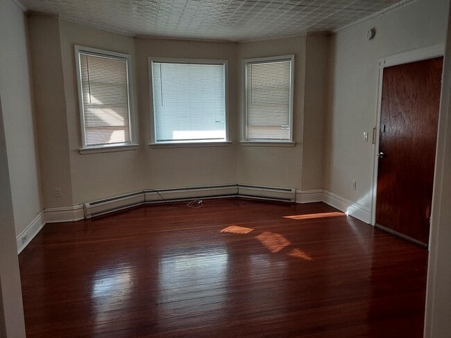 Building Photo - 104 Avenue A