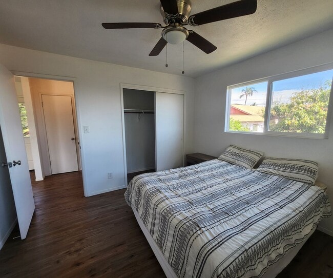 Building Photo - 260 Manini Pl