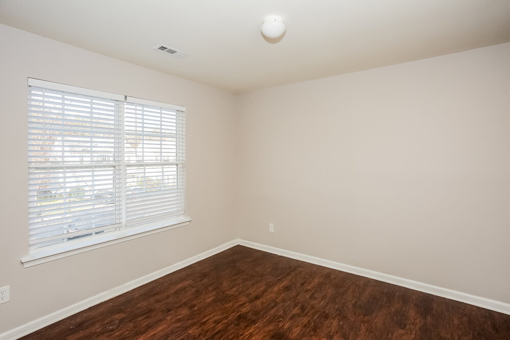 Building Photo - 5713 Henderson Oaks Dr