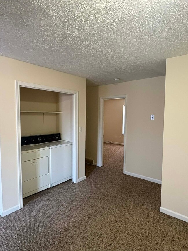 Building Photo - 1622 Flanigan Ct