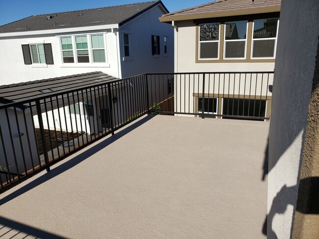 Building Photo - 1469 Terra Verde St