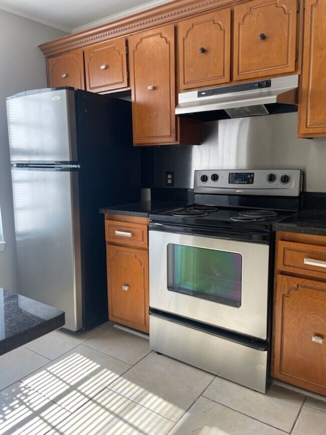 Building Photo - Quaint Townhome in the Heart of North Augusta