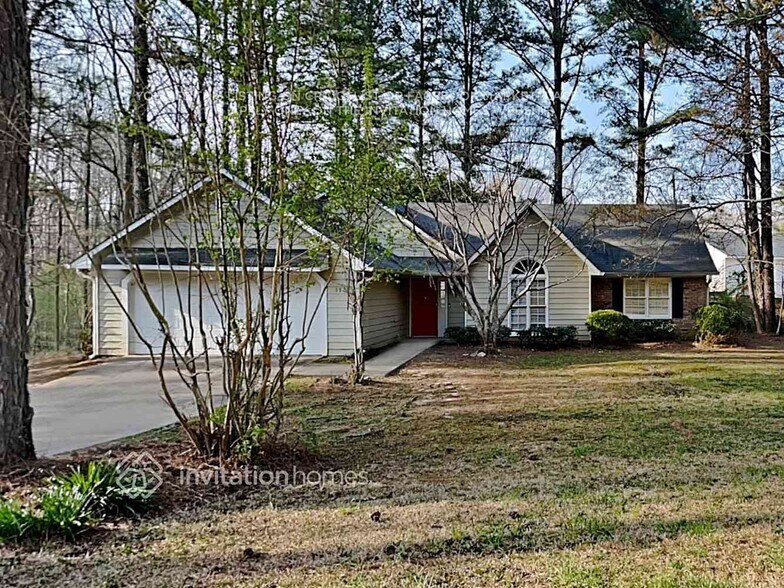 Primary Photo - 115 Silver Springs Dr