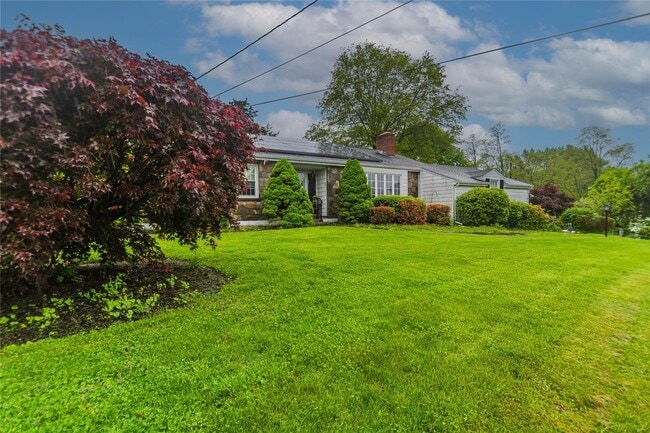Building Photo - 37 Clover Hill Dr
