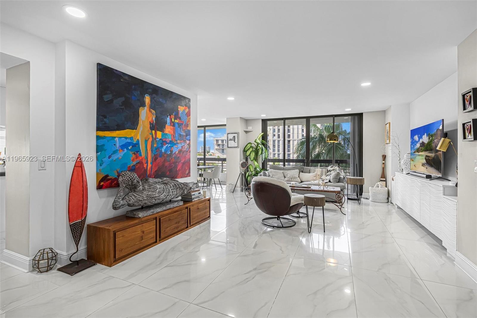 Building Photo - 3500 Mystic Pointe Dr