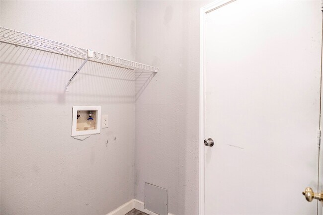 Building Photo - 17003 Enchanted Cir W