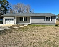 Building Photo - 115 Fieldcrest Dr