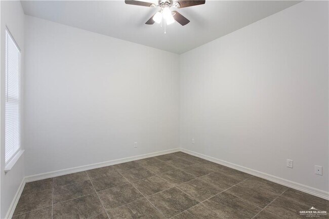 Building Photo - 300 Sylvia Handy St