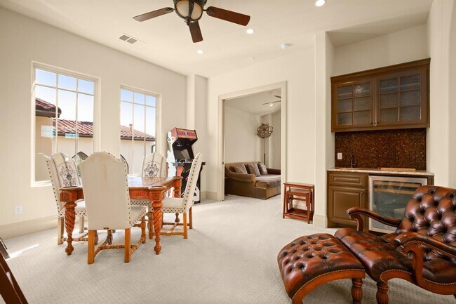 Building Photo - 13240 Villa Montana Way