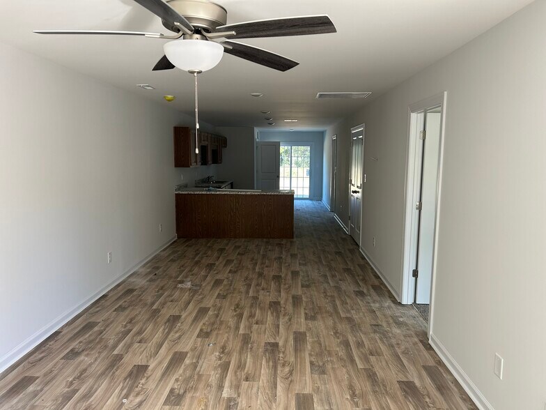 Building Photo - 514 Orlando St