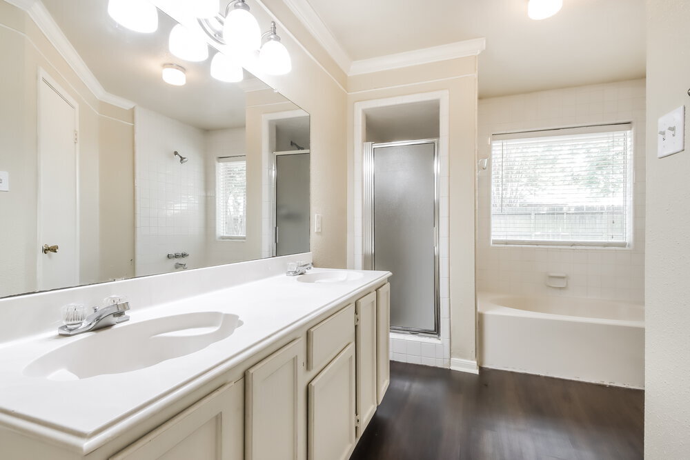 Building Photo - 4110 Bassingham Dr