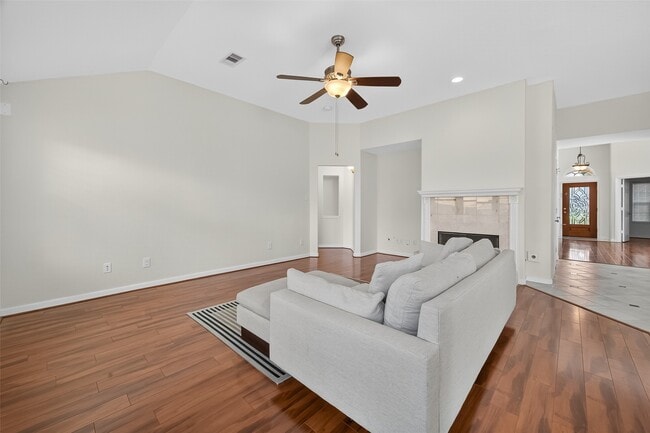 Building Photo - 9511 Mankay Ln