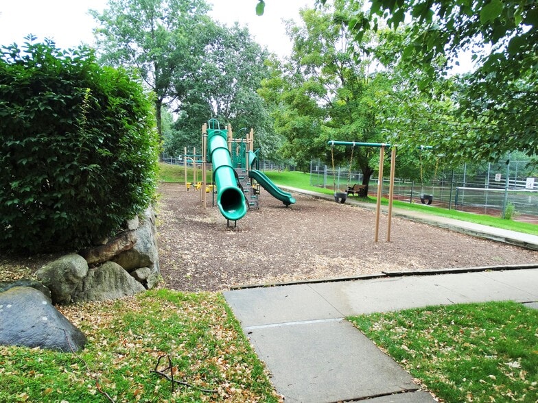 play ground - 2269 Nash Ct