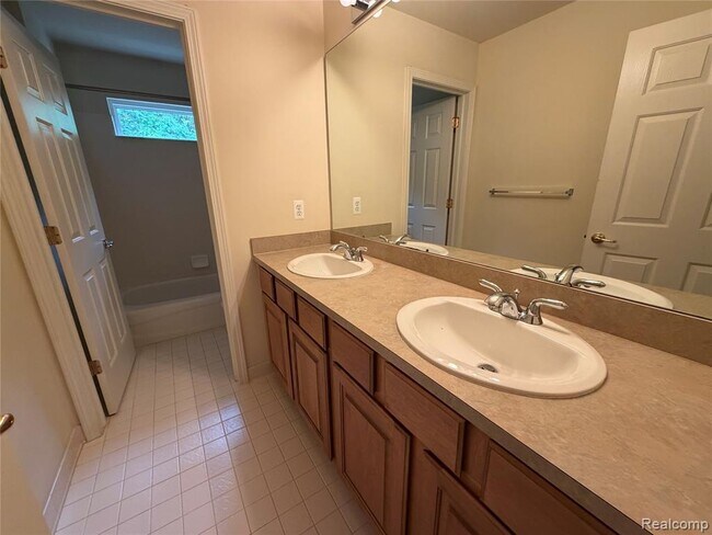 Building Photo - 29377 Whistler Dr