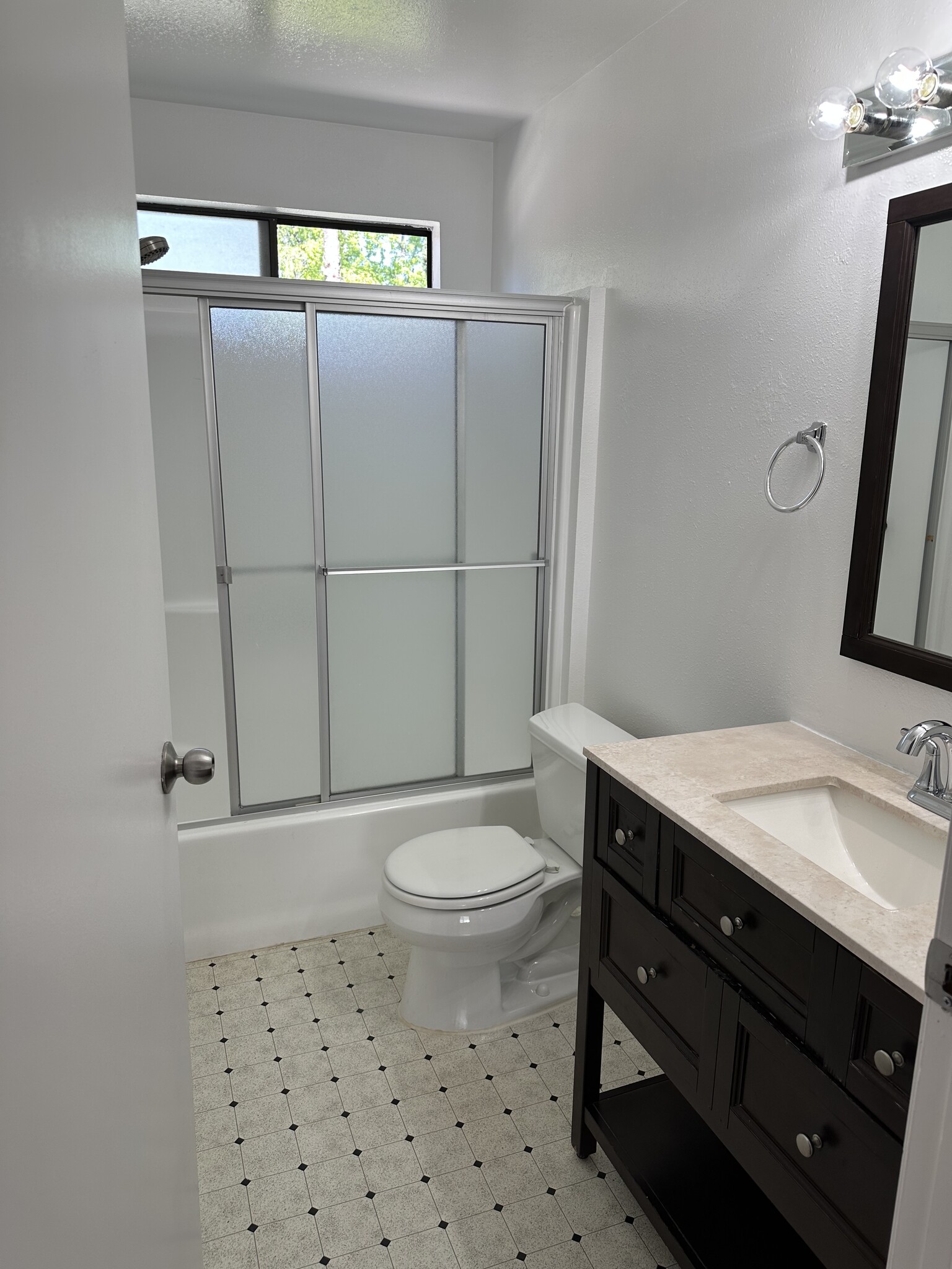 Bathroom 1 - 5318 Alhama Dr