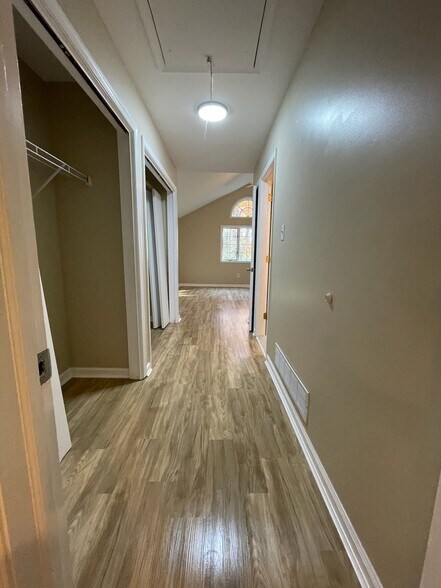 Building Photo - 2241 Meadowsage Ct