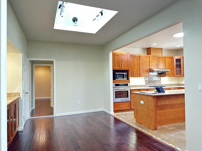 Building Photo - 4021 Campana Dr