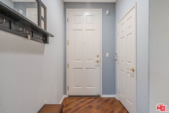 Building Photo - 12963 W Runway Rd