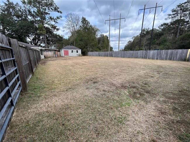 Building Photo - 5710 5th St