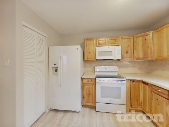 Building Photo - 11811 Wapiti Way