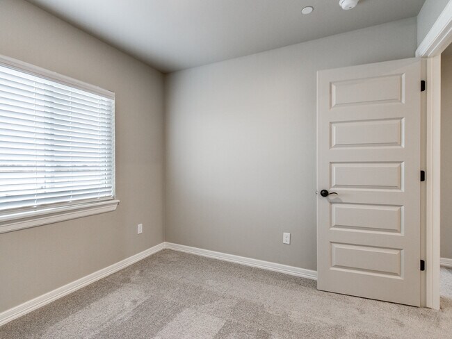 Building Photo - 10601 NW 23rd St